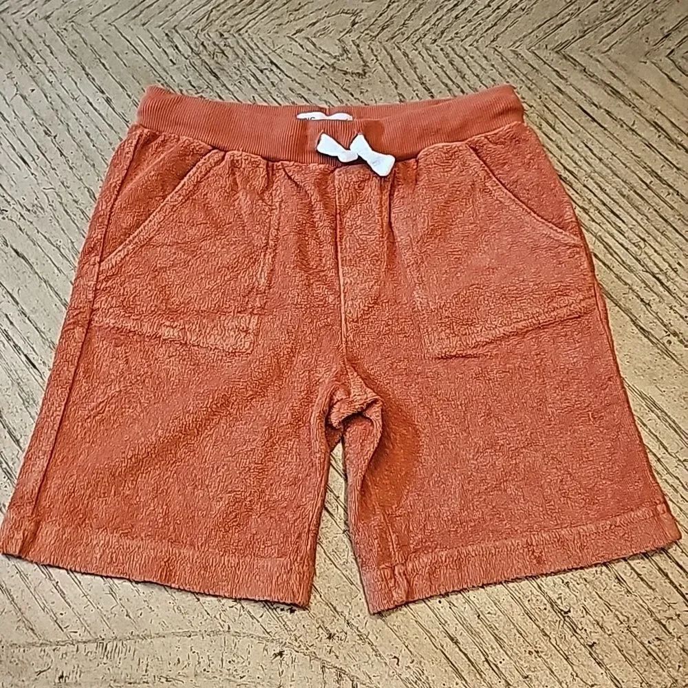 Towel shorts brick color size 6 boys